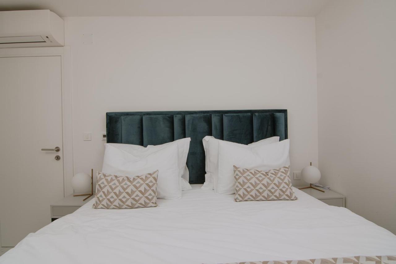 Apartments Adriatic Pearl Trogir Exterior photo