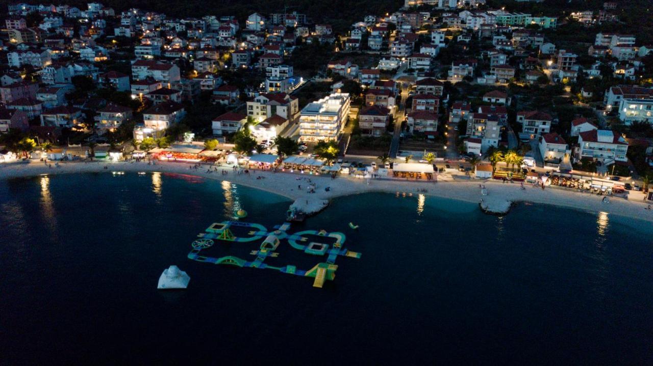 Apartments Adriatic Pearl Trogir Exterior photo
